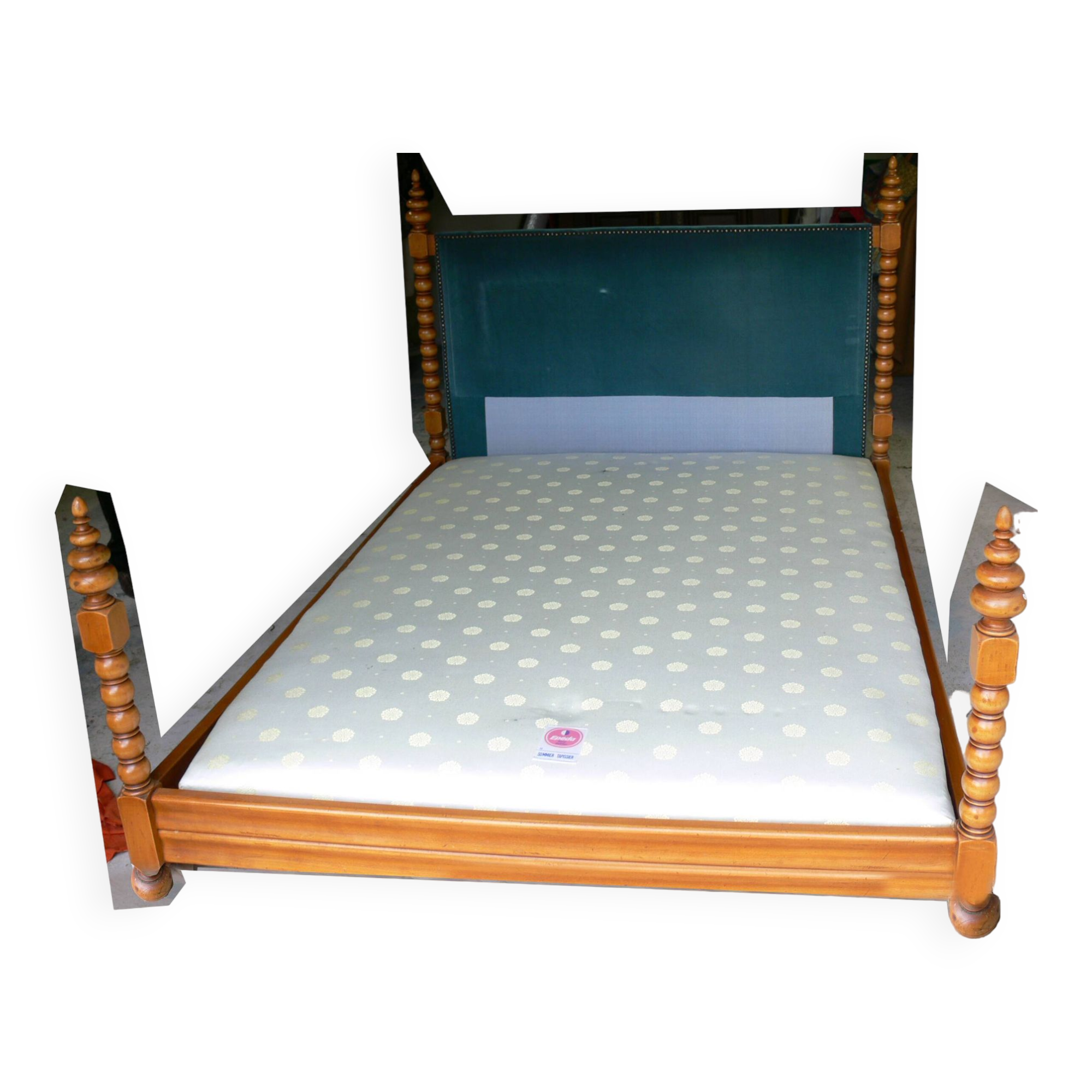 Wooden canopy bed with velvet headboard 190 cm / 140 cm