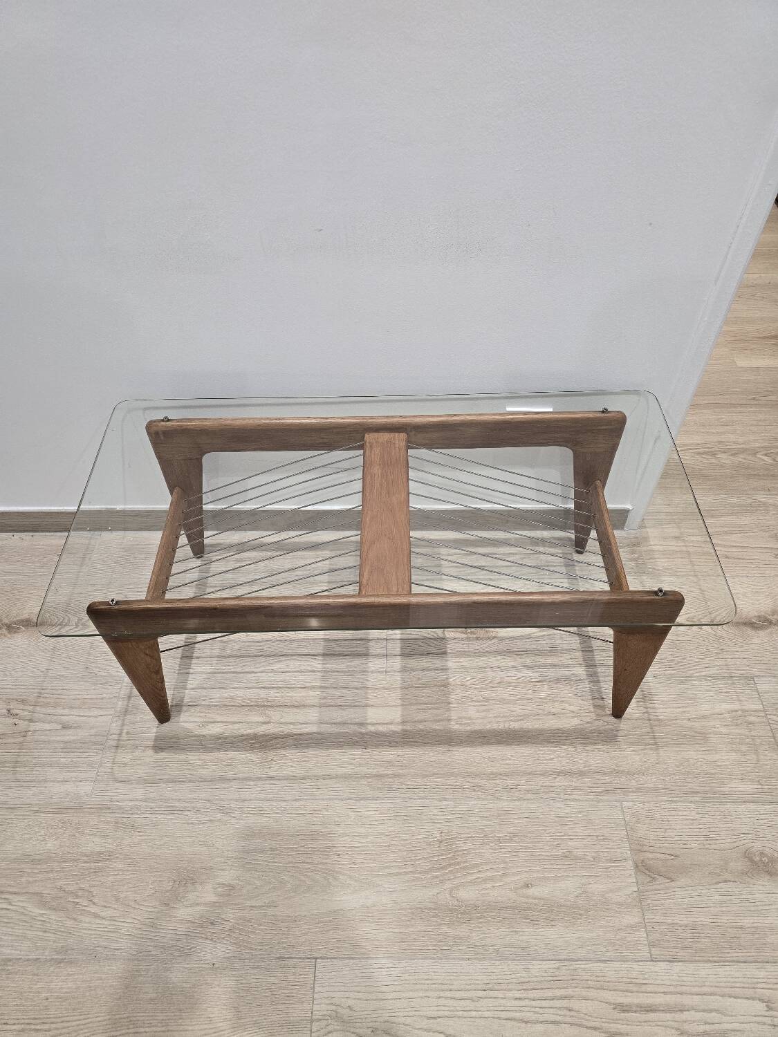 Table basse vintage en bois et verre – Design scandinave 50’s