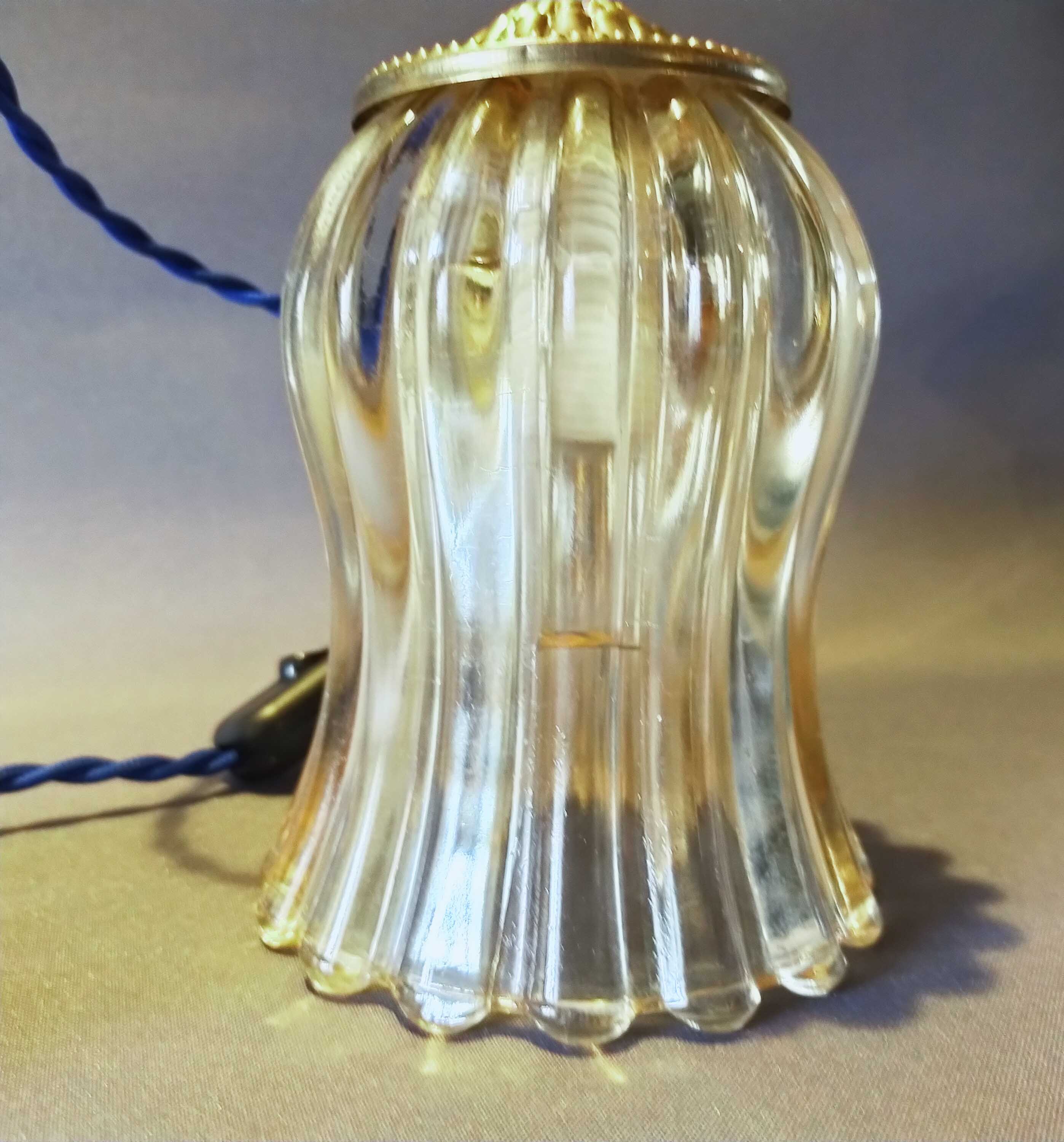 Duo tulip lamps golden fluted glass