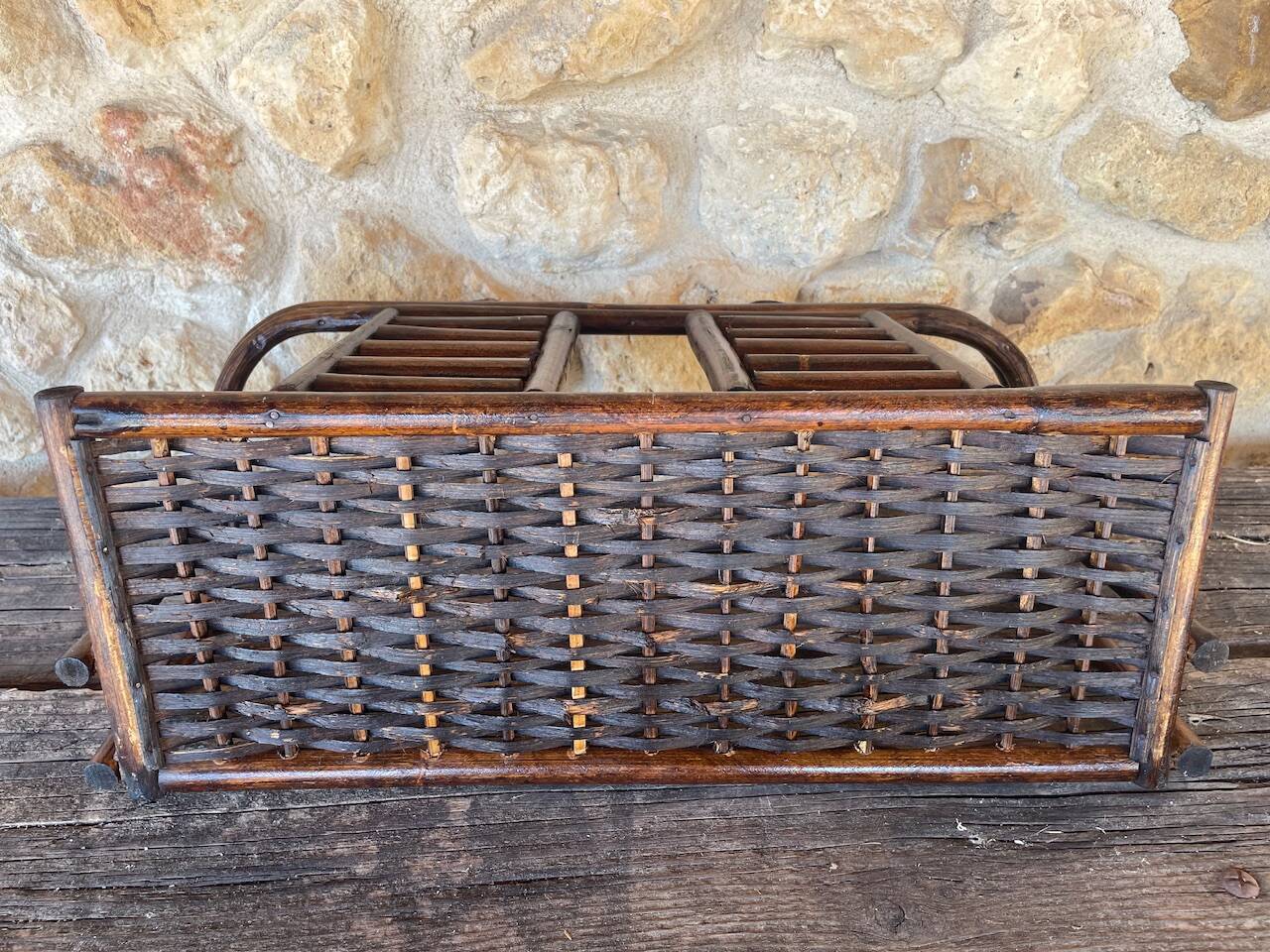 Vintage wall shelf in bamboo and rattan, circa 1960s.