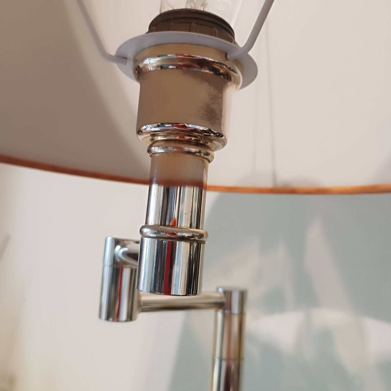 BRASS LIVING ROOM LAMP