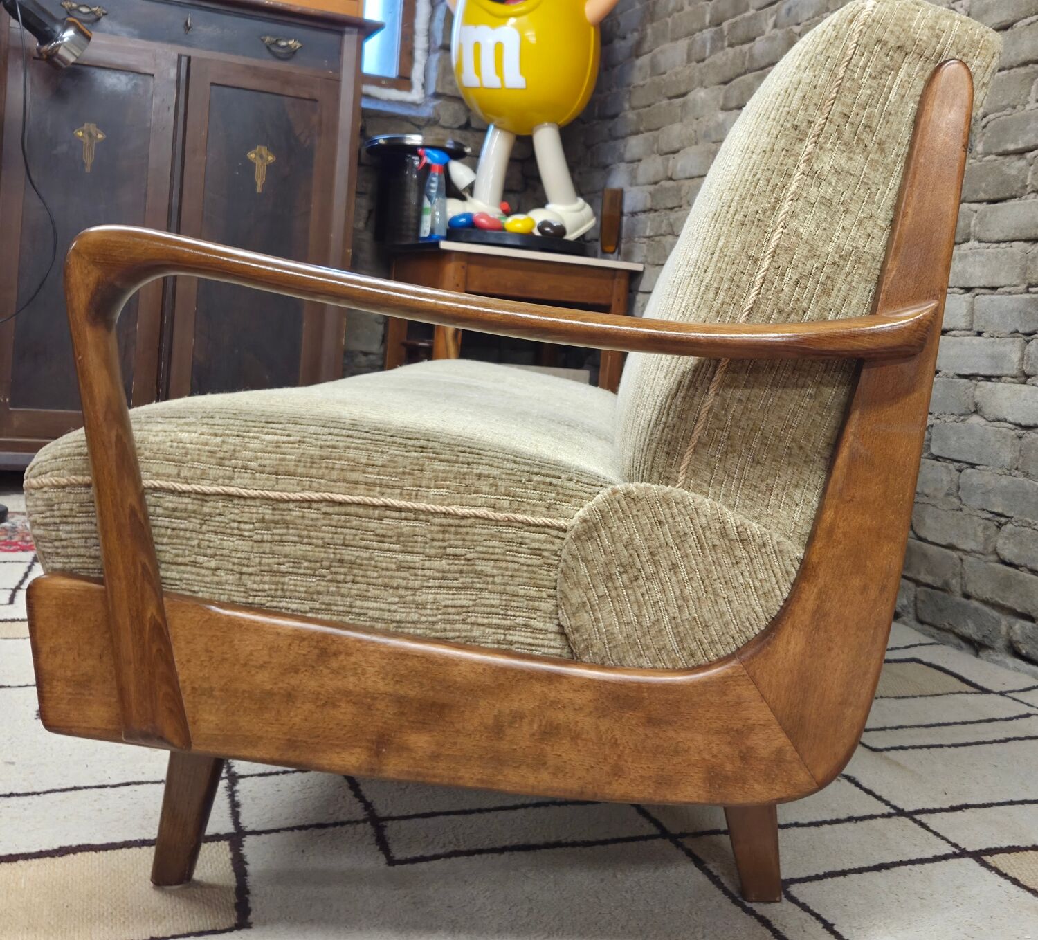 Scandinavian daybed canapé from the 1960s.