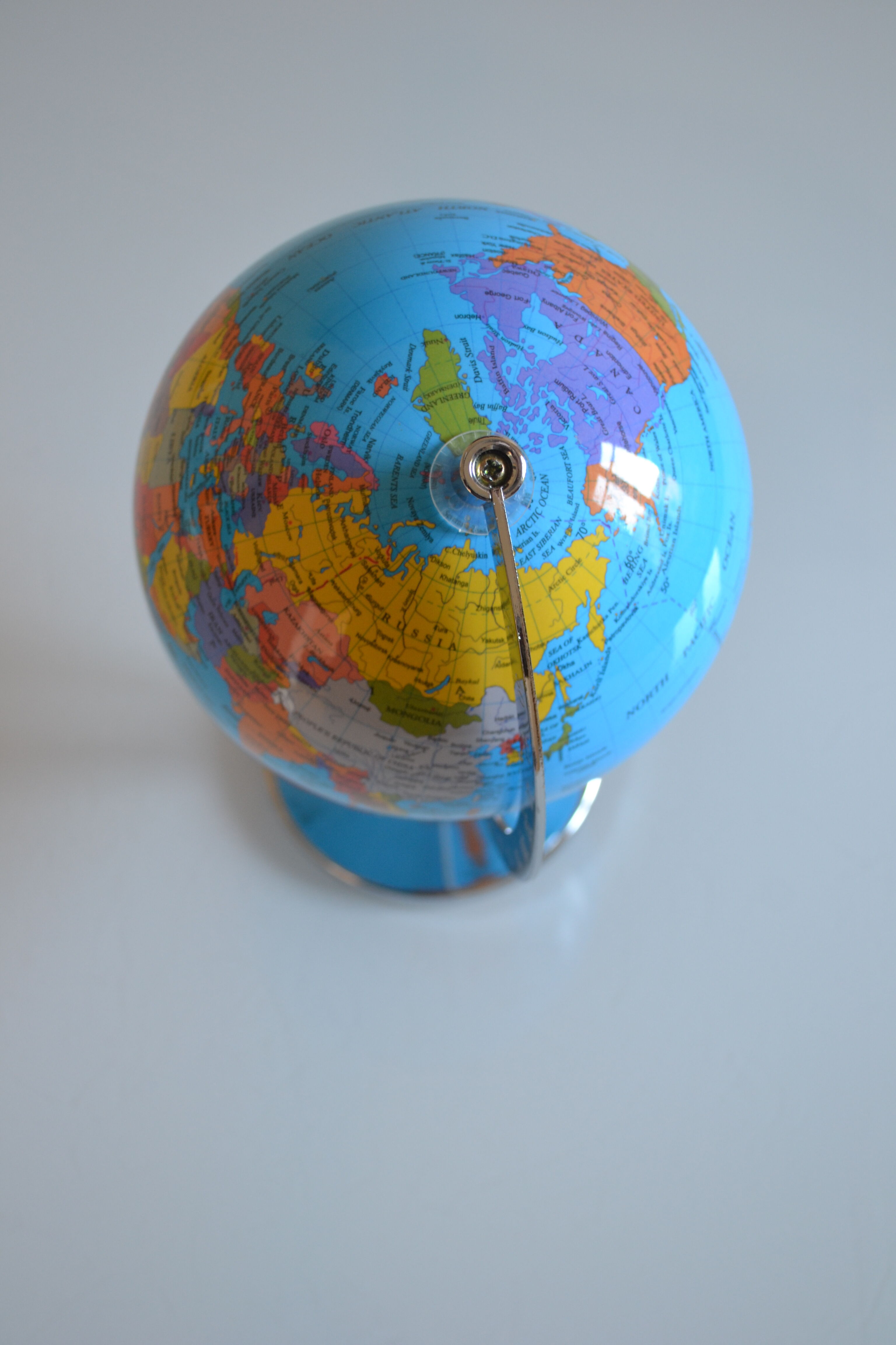 Globe vintage foot tulip