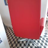 Poltrona Frau Chancellor President red office chair with wheels