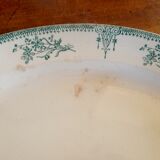 Two flat ovals land of iron