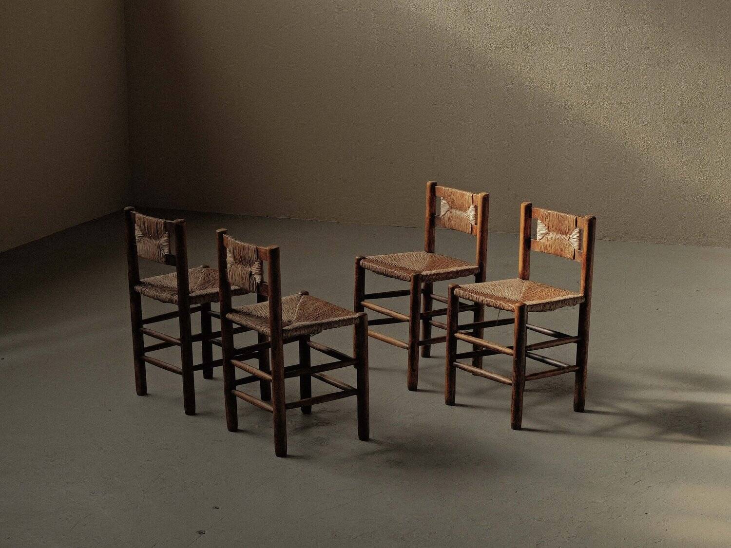 Handcrafted chairs in solid pine and woven straw – France, circa 1950