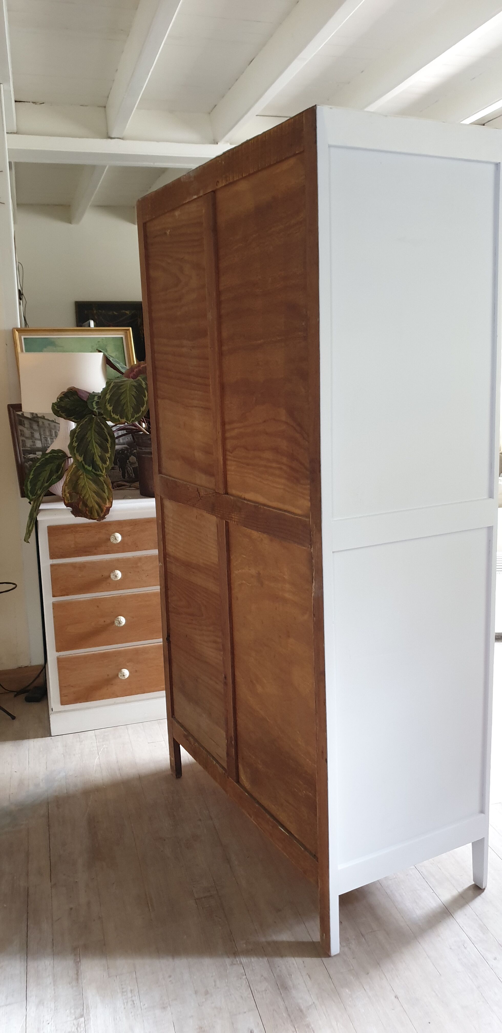 Armoire parisienne blanche deux portes