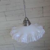 Suspension en opaline verre opalescent