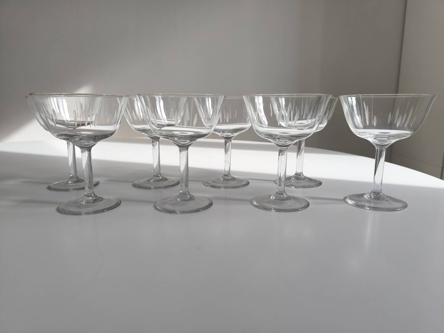 Set of 8 chiseled crystal champagne glasses