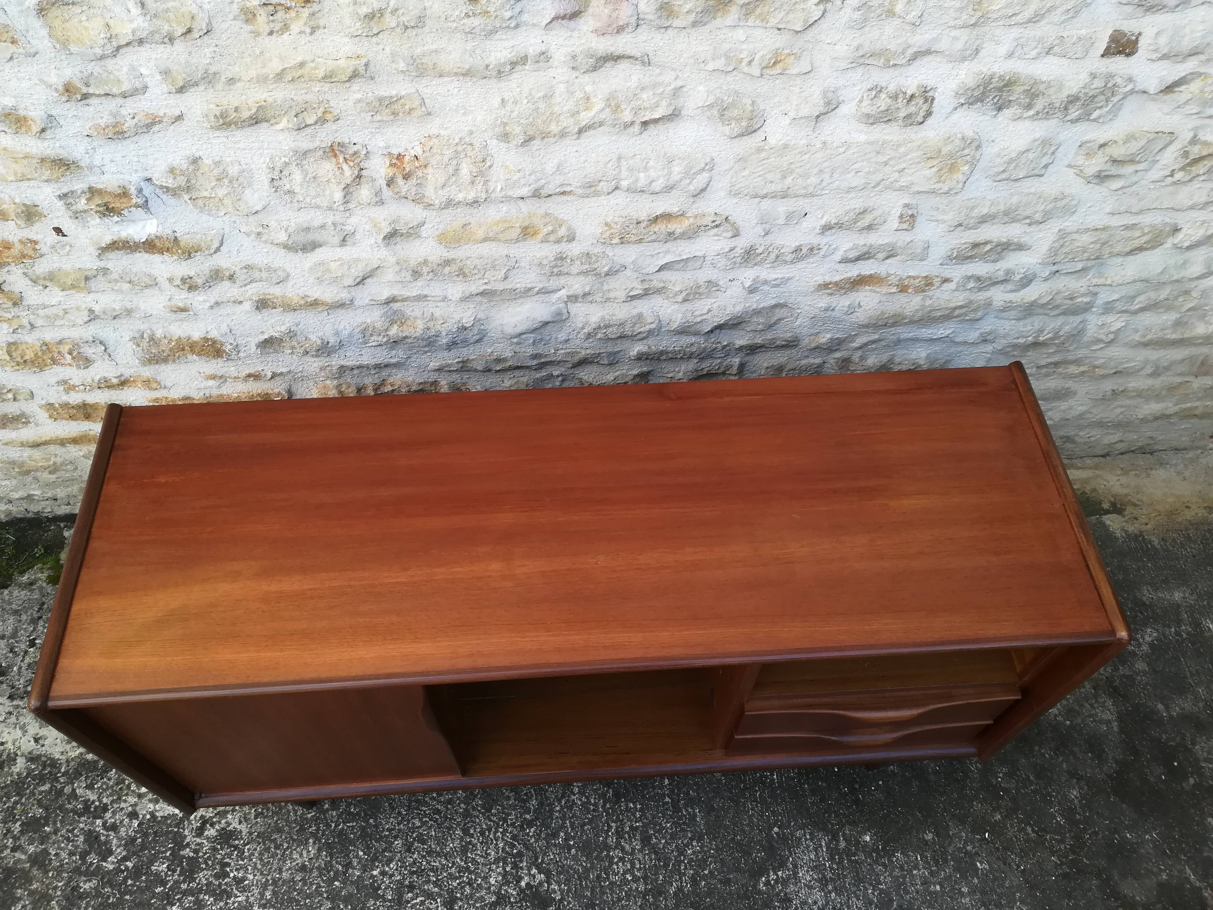 Scandinavian enfilade