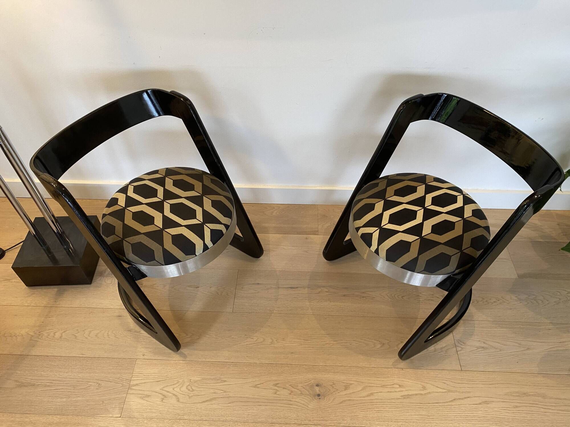 Pair of chairs by Willy Rizzo for Mario Sabot. Italy 1960