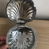 Shell butter dish 1950 with its blue cup