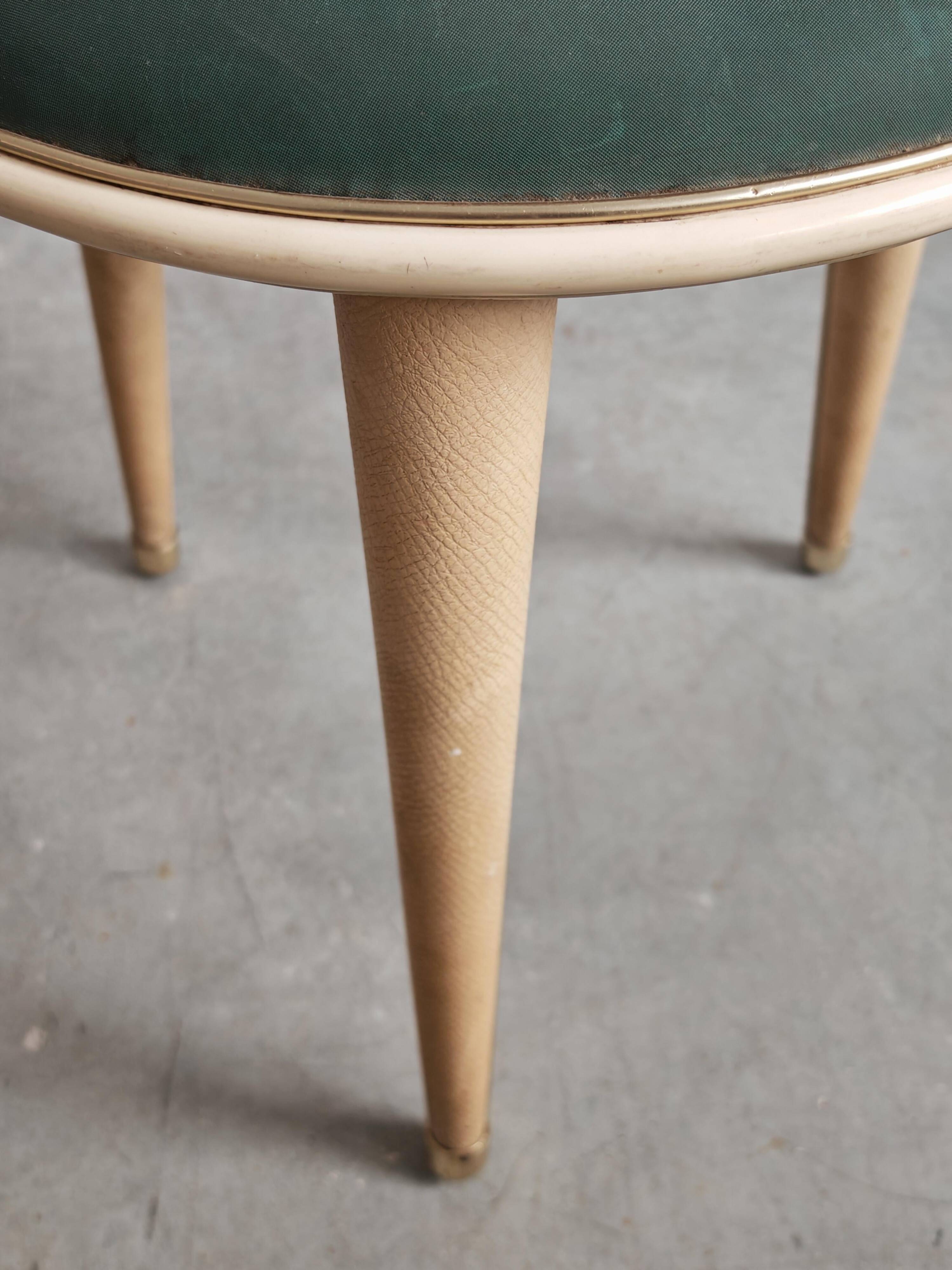 Pair of Mid Century Modern stools by Umberto Mascagni from the 1950s.