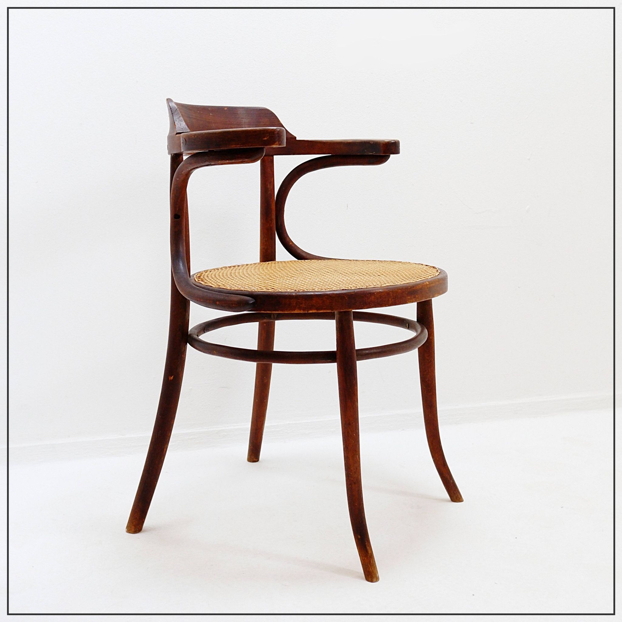 Chaise ou fauteuil en bois courbé style Thonet - années 1950