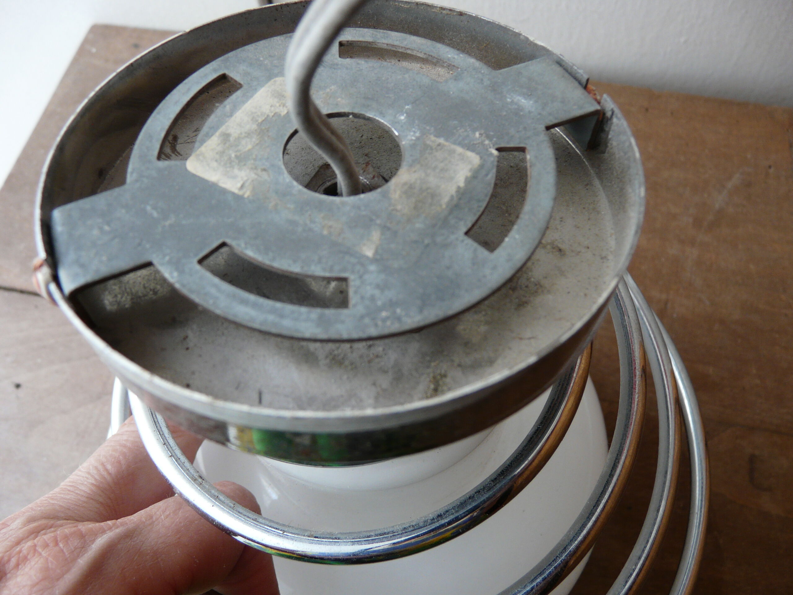 Ceiling light art deco metal chrome and opaline