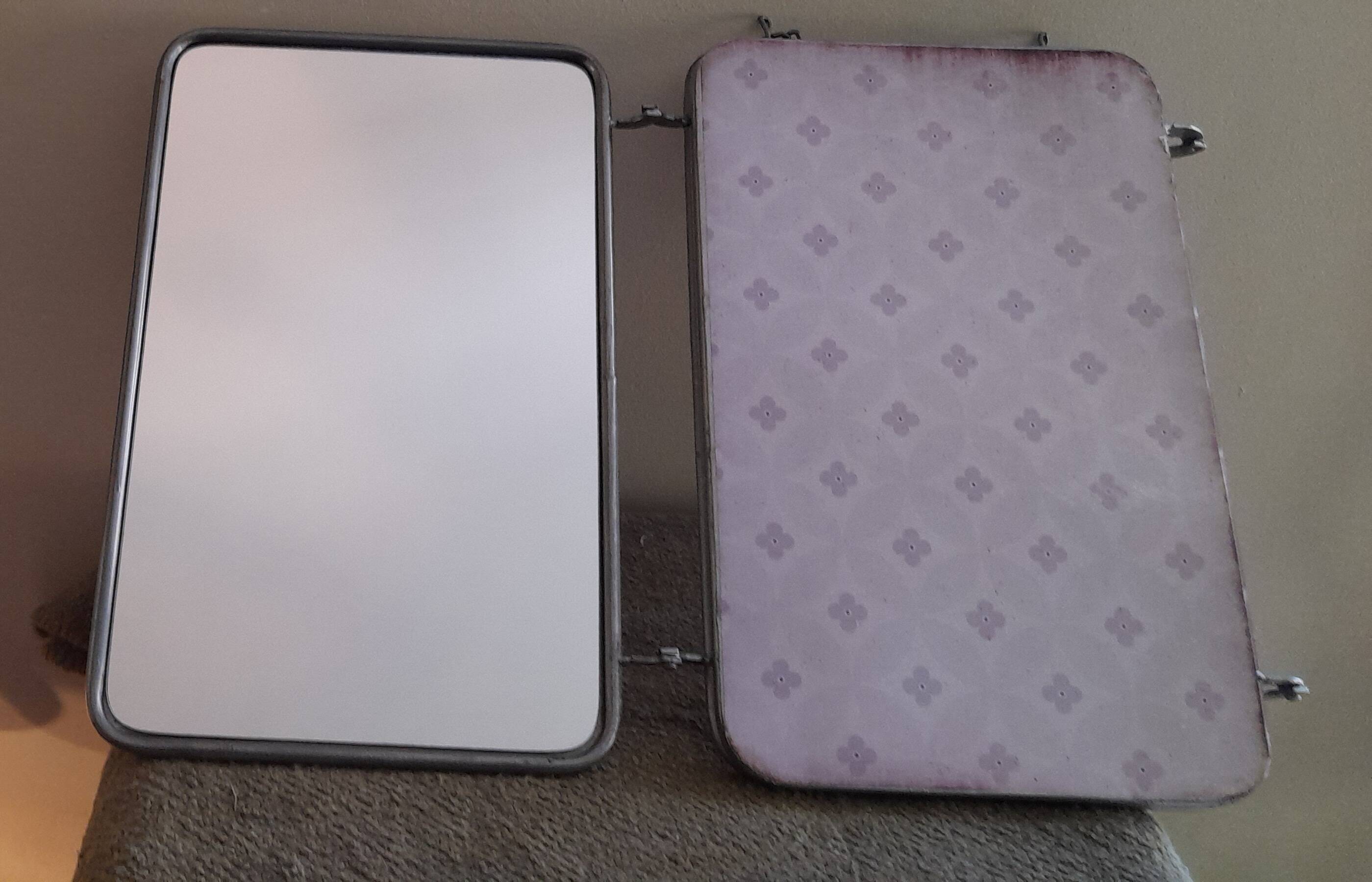 Large model triptych mirror