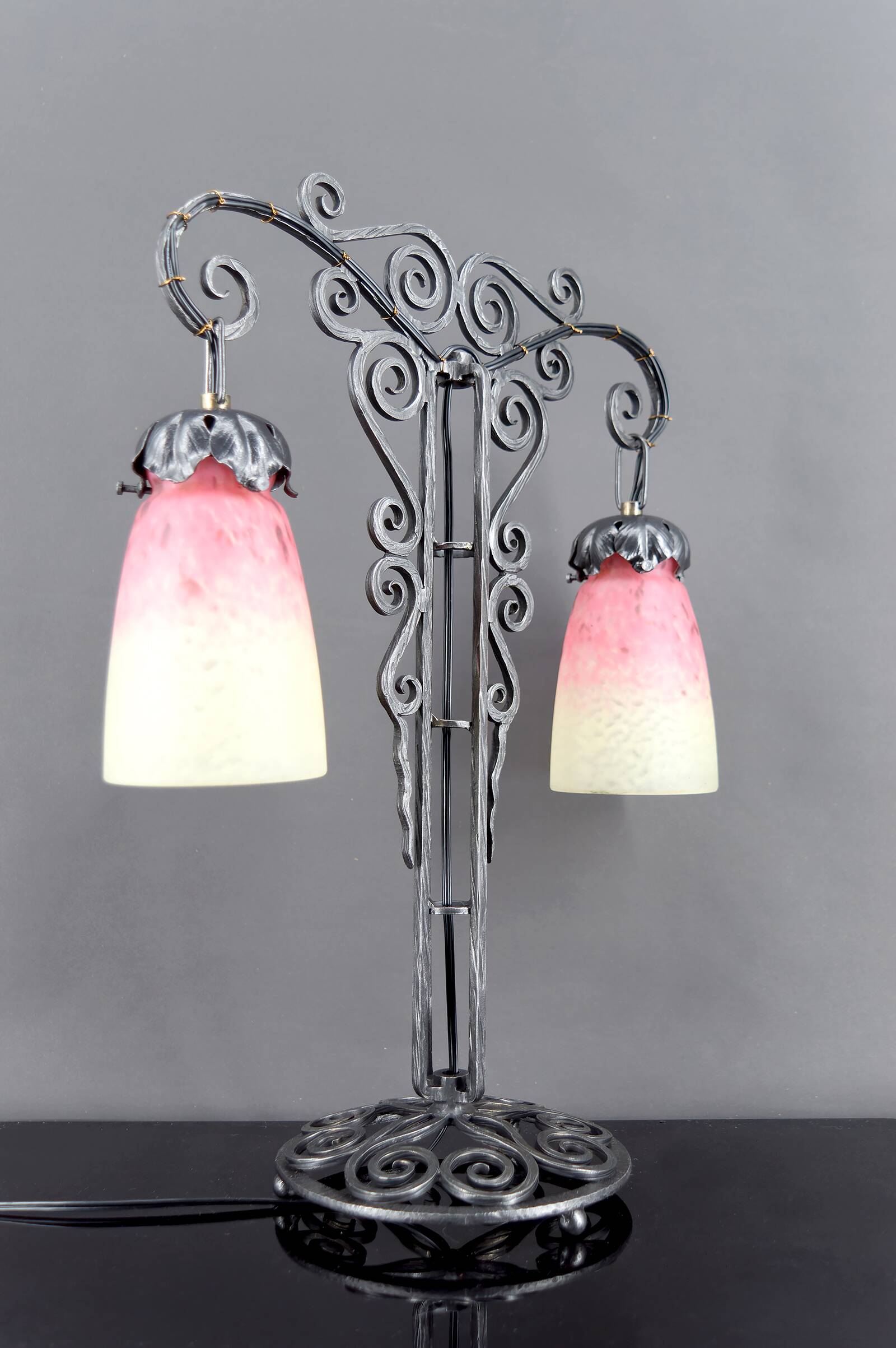 Important Wrought Iron Double-Headed Lamp by Schneider, Art Deco, c. 1920