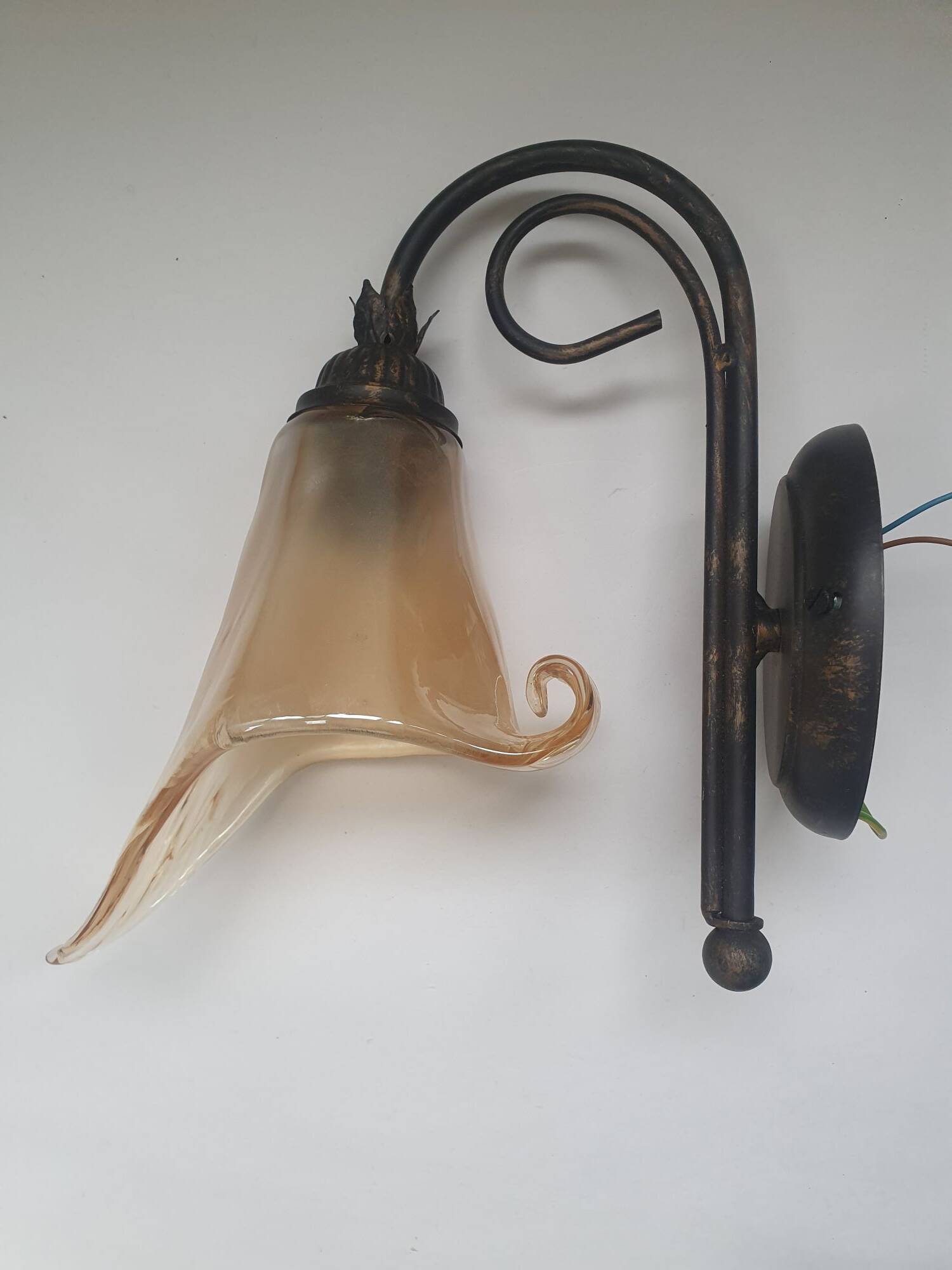 Pair of vintage flower-shaped globe wall lights