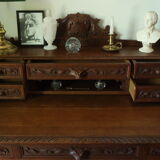 Neo-Renaissance oak cash desk and step
