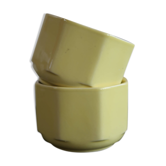 Lot of 2 lemon-colored coffee cups