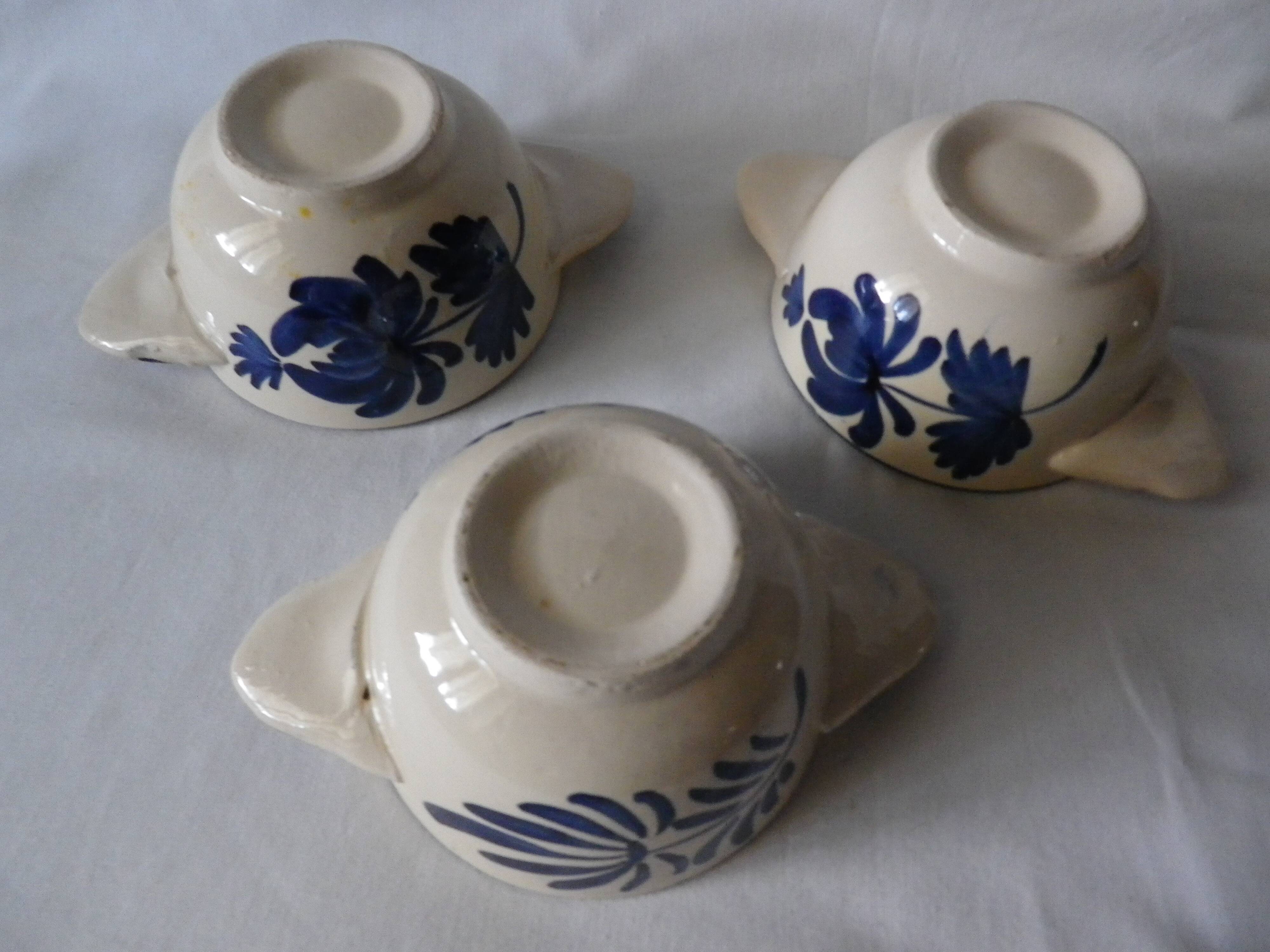 set of 3 small eared bowl