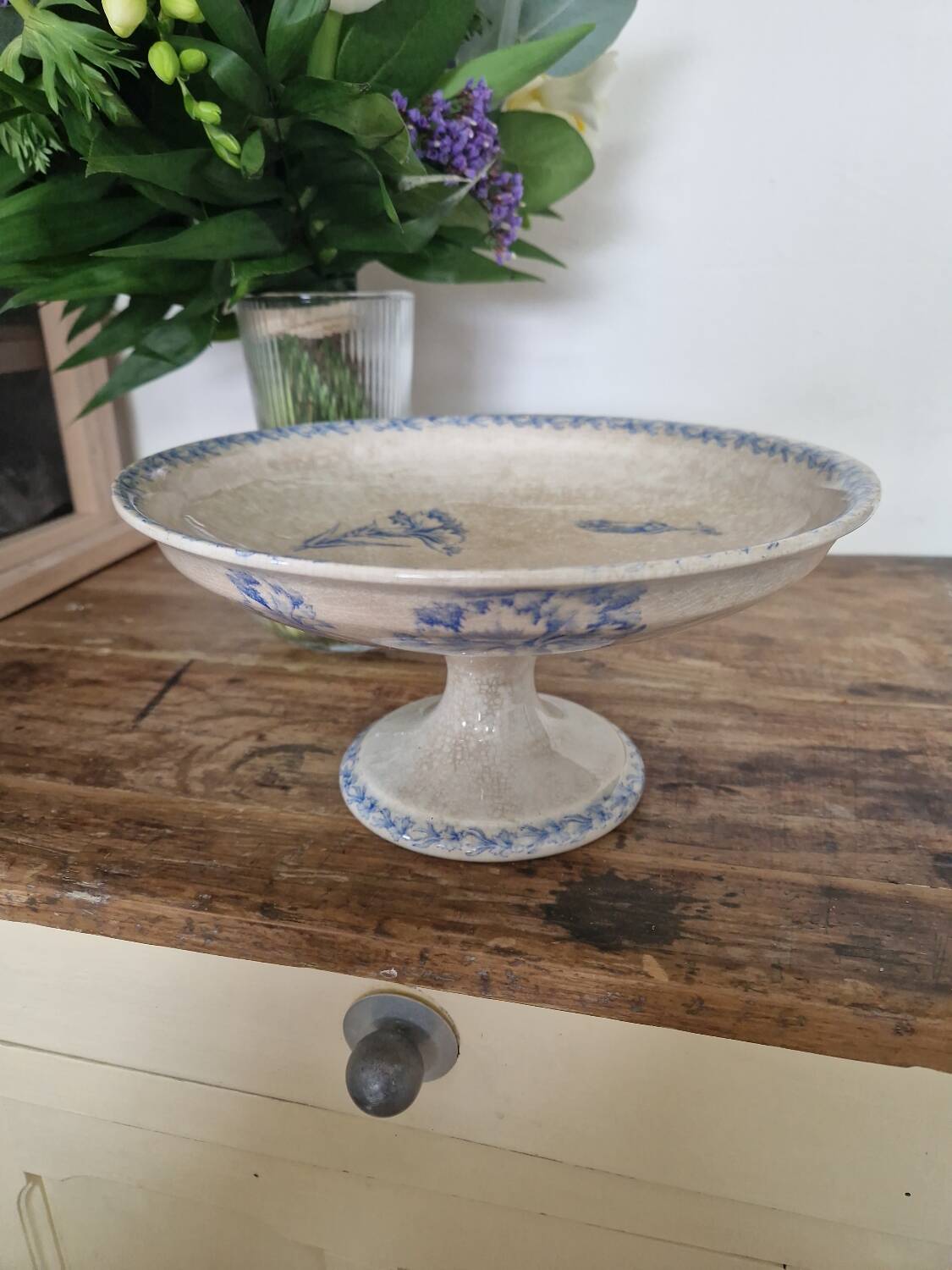 Lunéville ironstone fruit bowl, bowl on foot