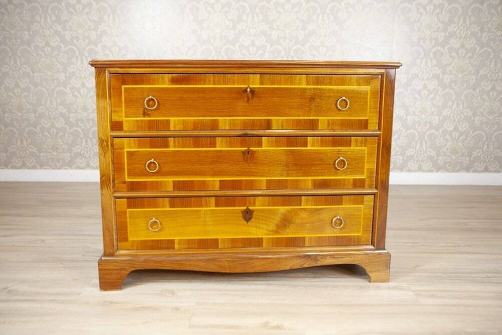 Light Brown Dresser, Early 20th Century
