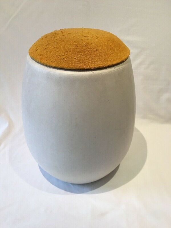 Tabouret coffre plastic vintage modele oeuf de allibert ancien 1960 70