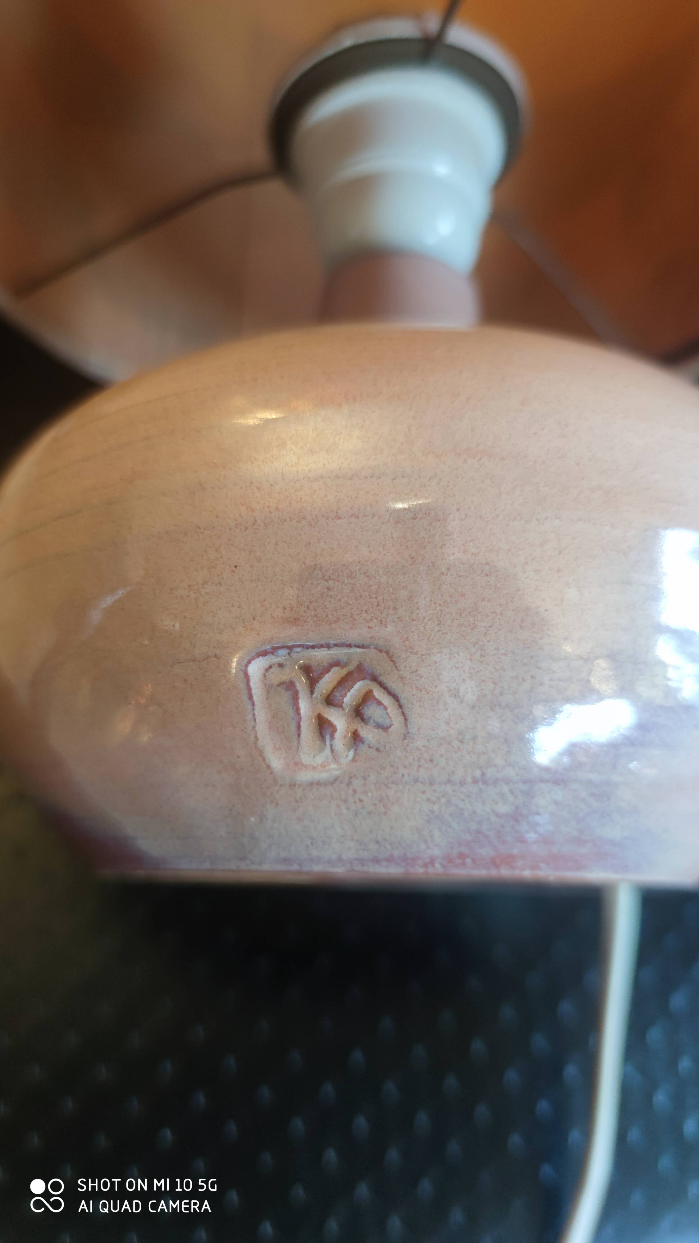 Ceramic lamp and its painted silk lampshade, circa 1970