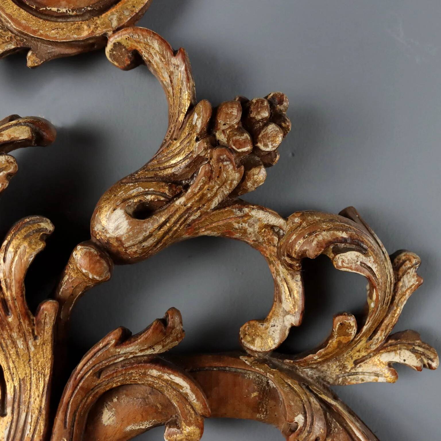 Antique wall sconces in lacquered and gilded wood, Italy, 20th century
