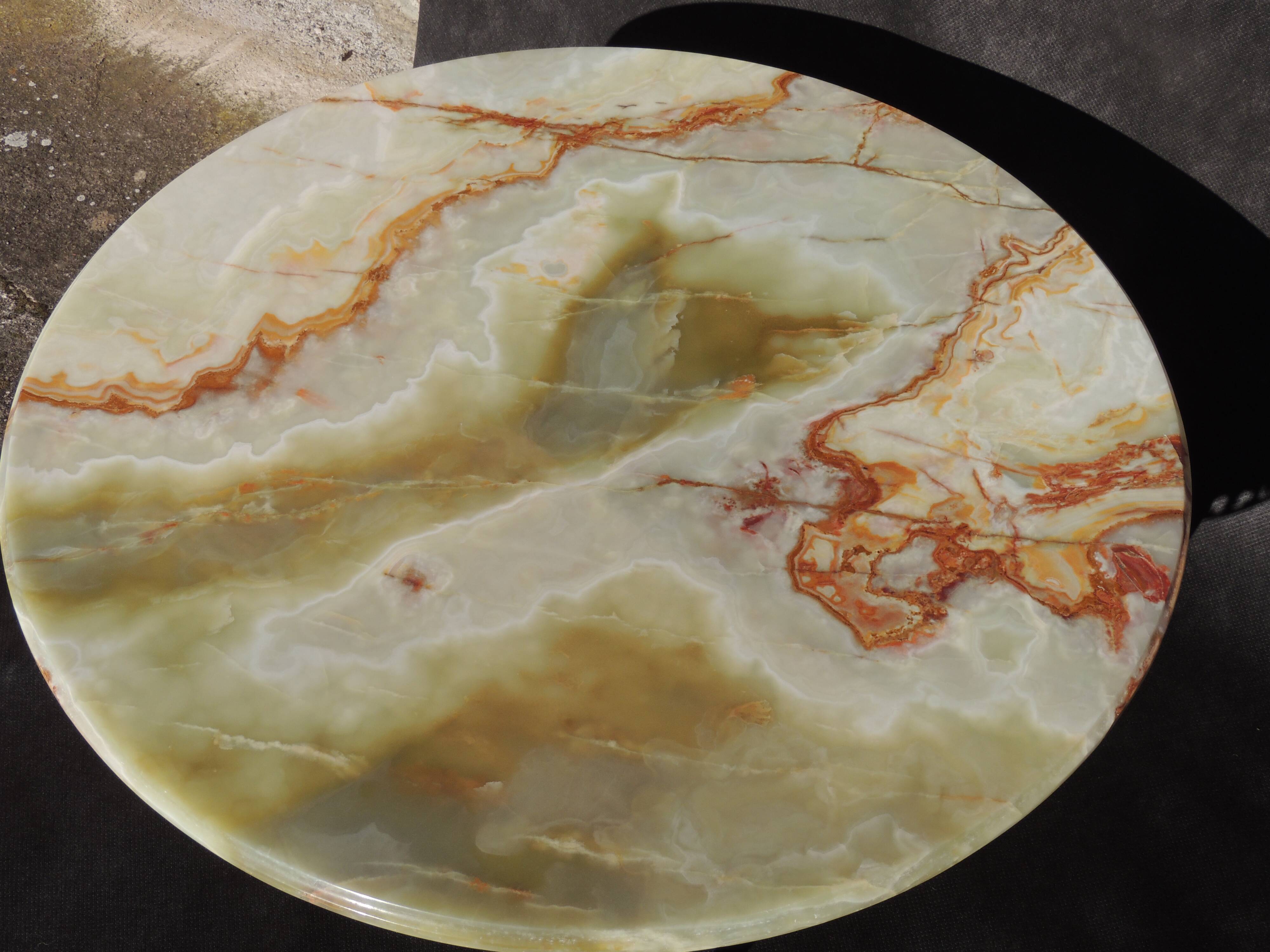 Table basse rode de salon marbre onyx et bronze