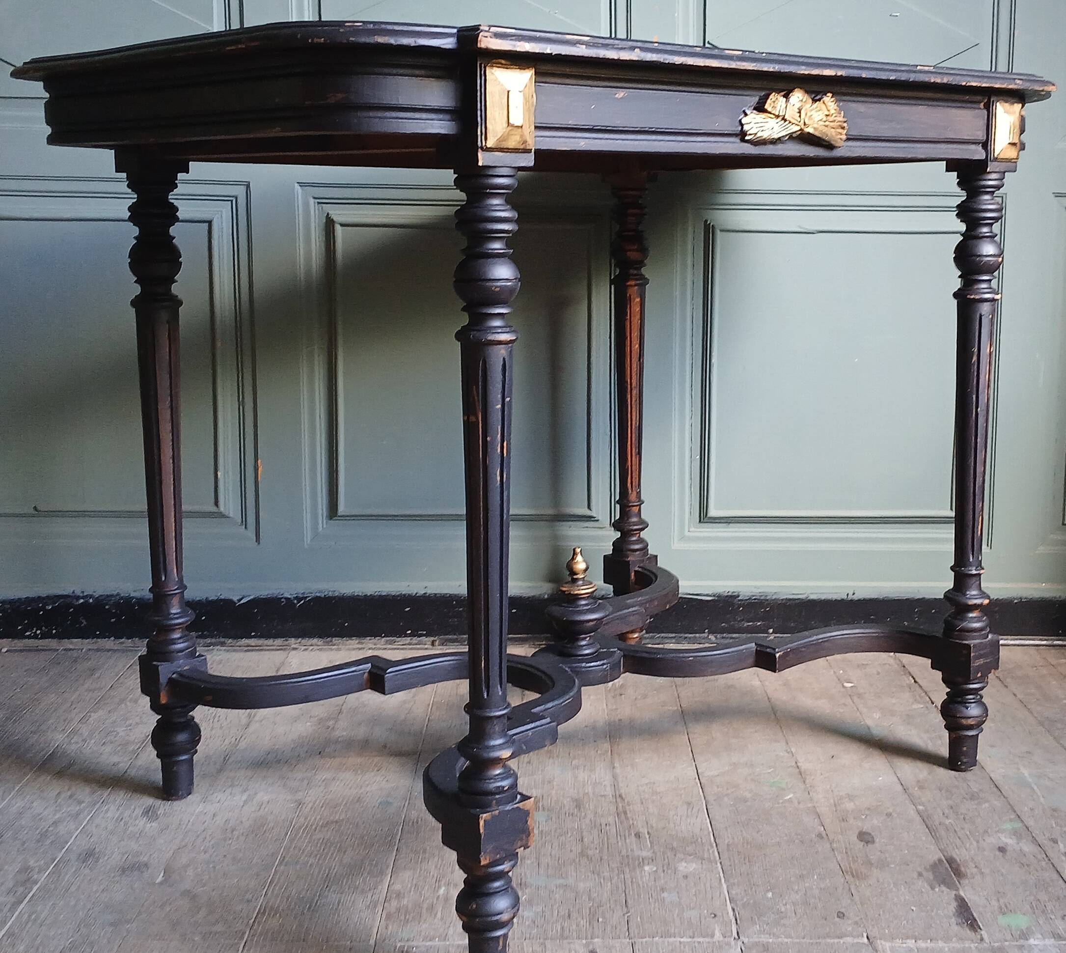 Table de milieu, bureau Napoléon III en bois massif 19ème siècle