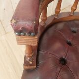 English-style armchair