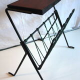 Magazine rack 60