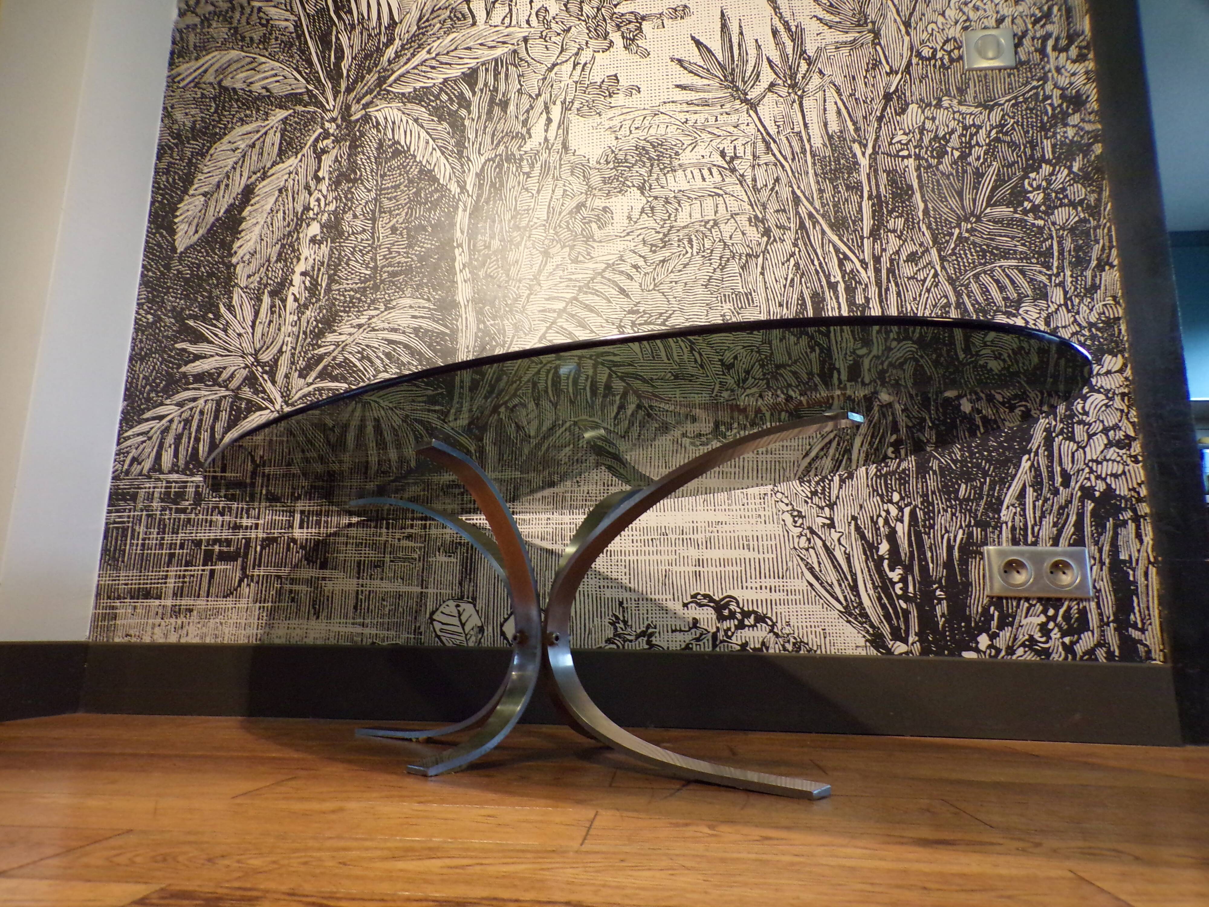 Table basse ovale 1970 verre fumé