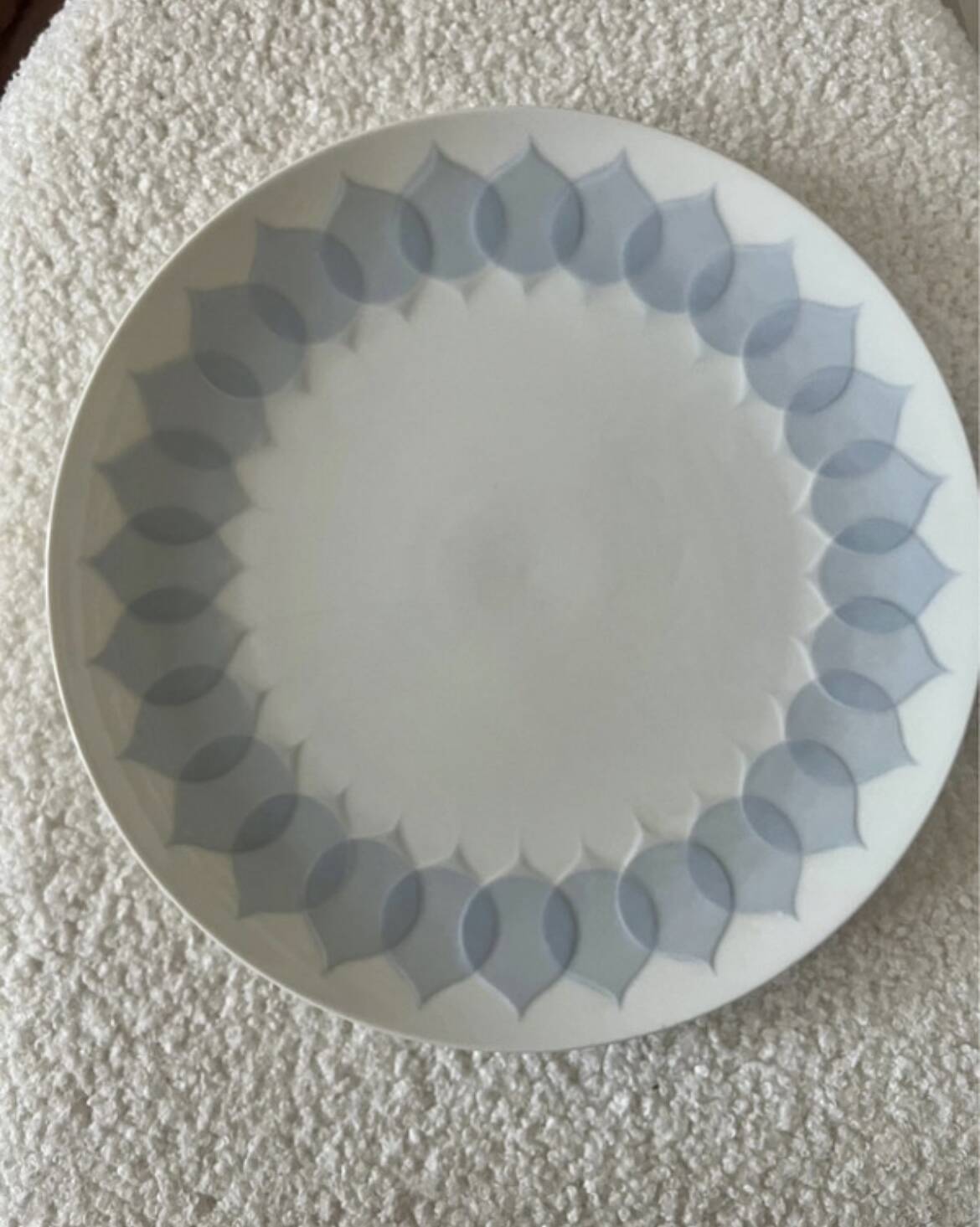 Plate from the 60s 70s "Wiinblad Lotus" Rosenthal