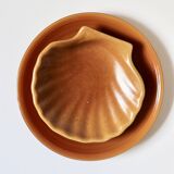 4 caramel shell cups