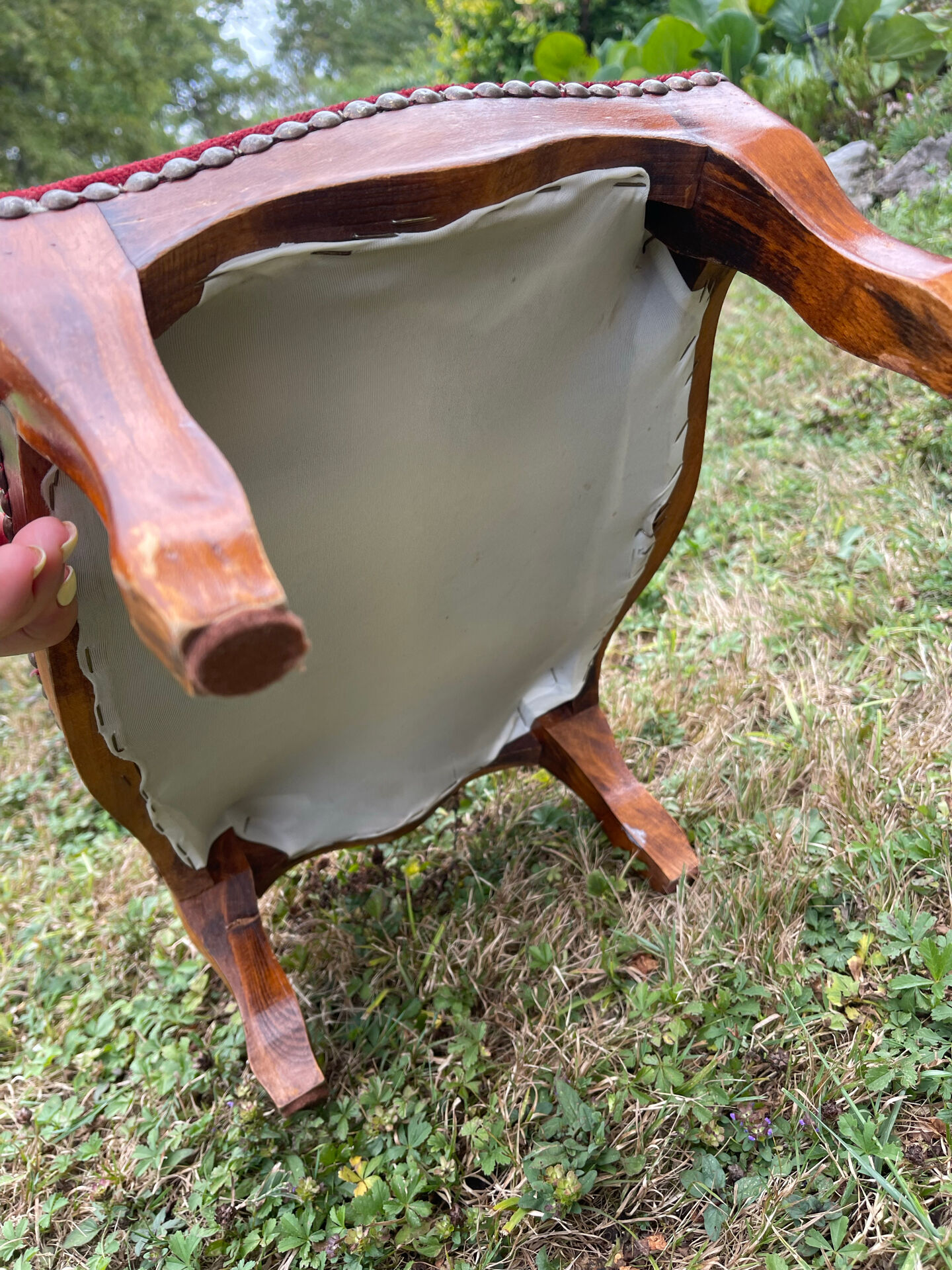Repose-pieds ancien en bois