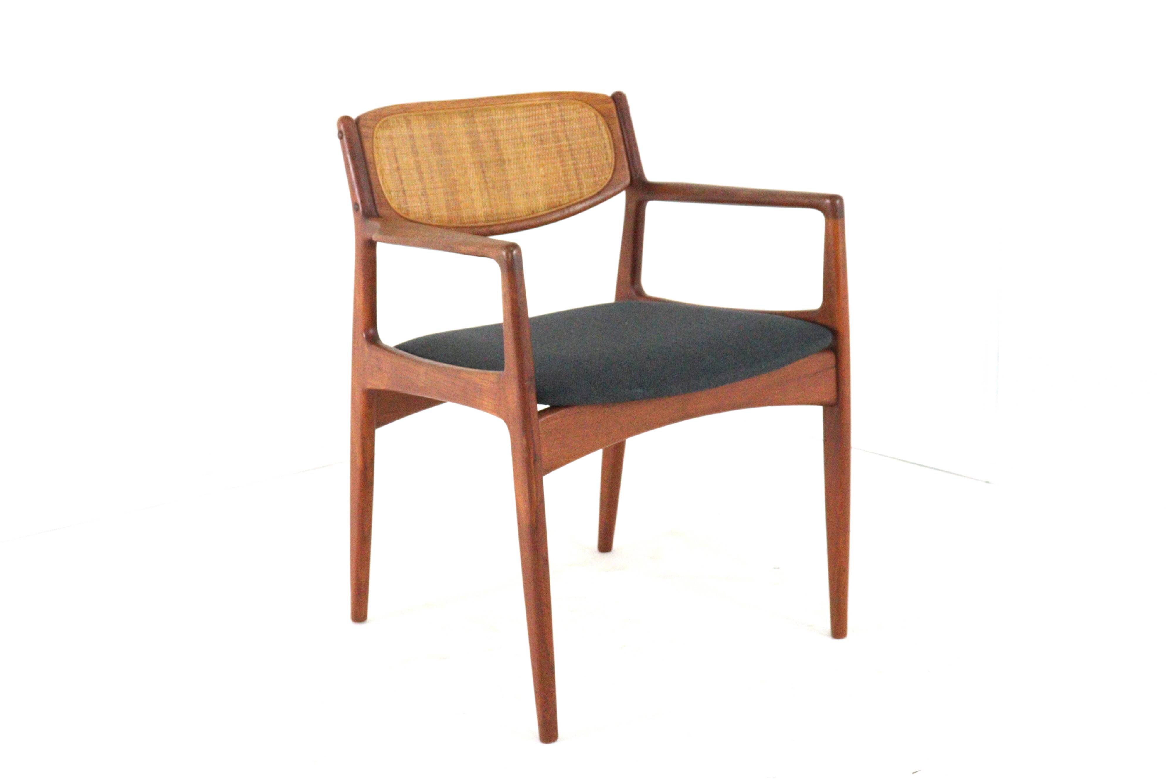 IB Kofod Larsen for Christian Linneberg's chair danish design