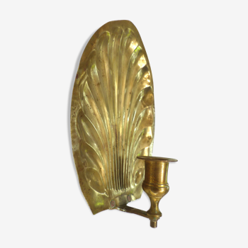 Wall shell candlestick in brass