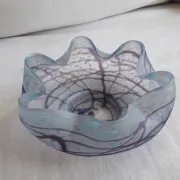 Very original vintage glass catchall.