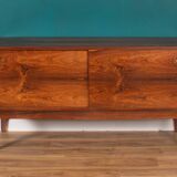 Buffet rétro en palissandre Archie Shine des années 1960 Robert Heritage Buffet en palissandre par Archie Shine Mid C