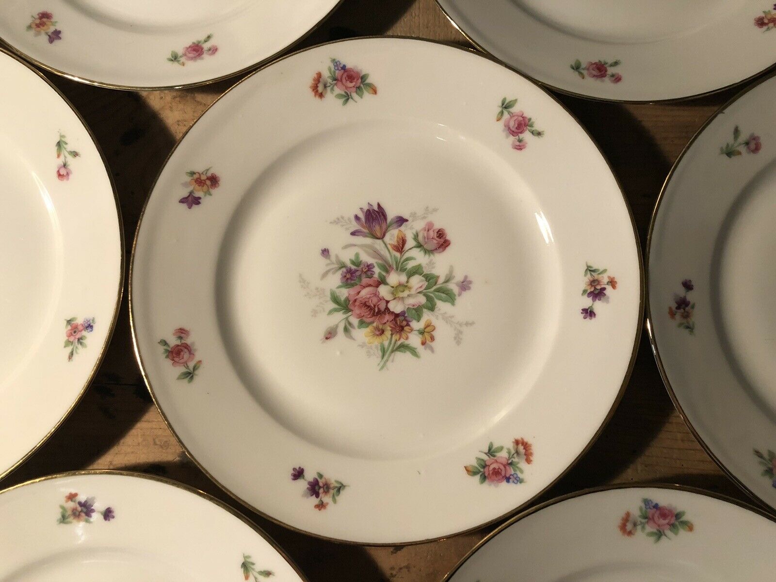 Set of 12 dessert plate in Limoges porcelain PCL with floral decoration