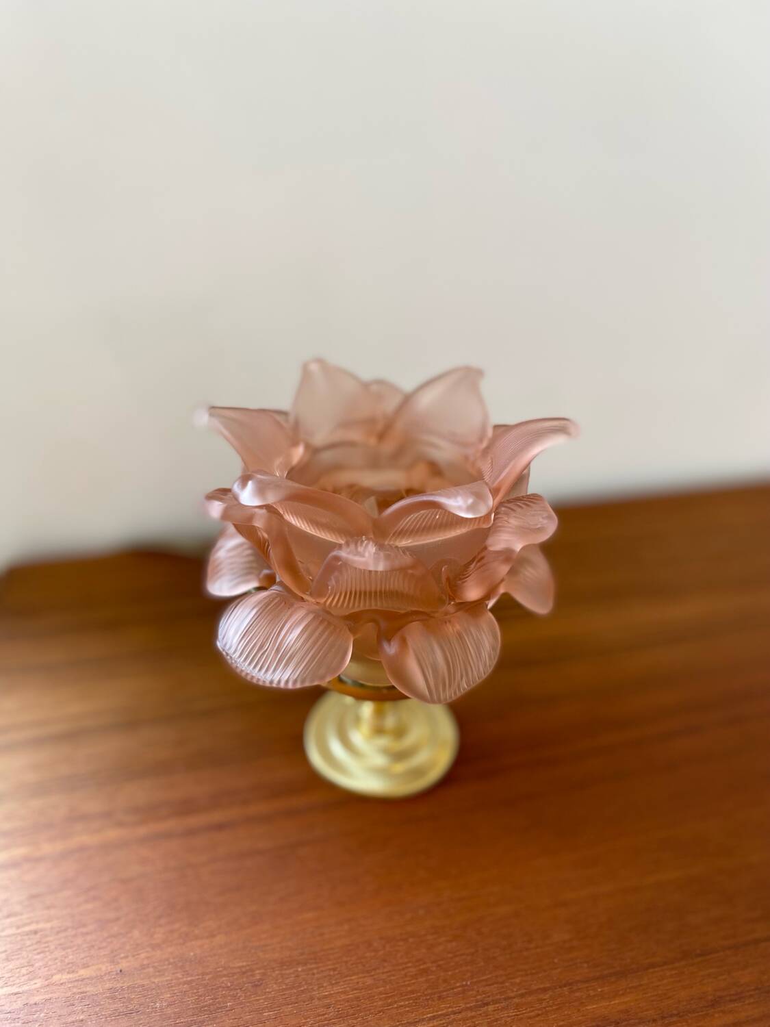 Vintage pink glass paste table lamp