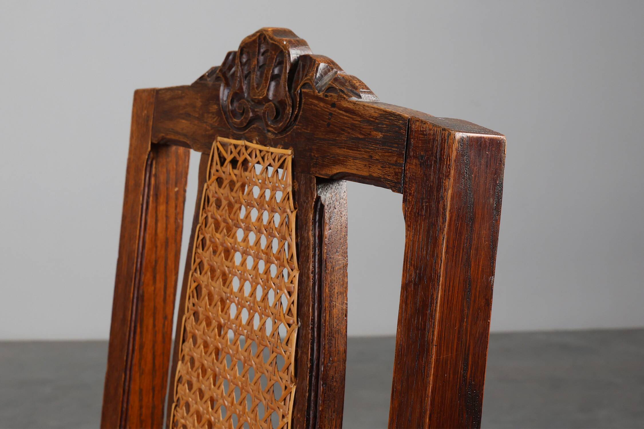 Chaise en bois et rotin française antique, vers 1900