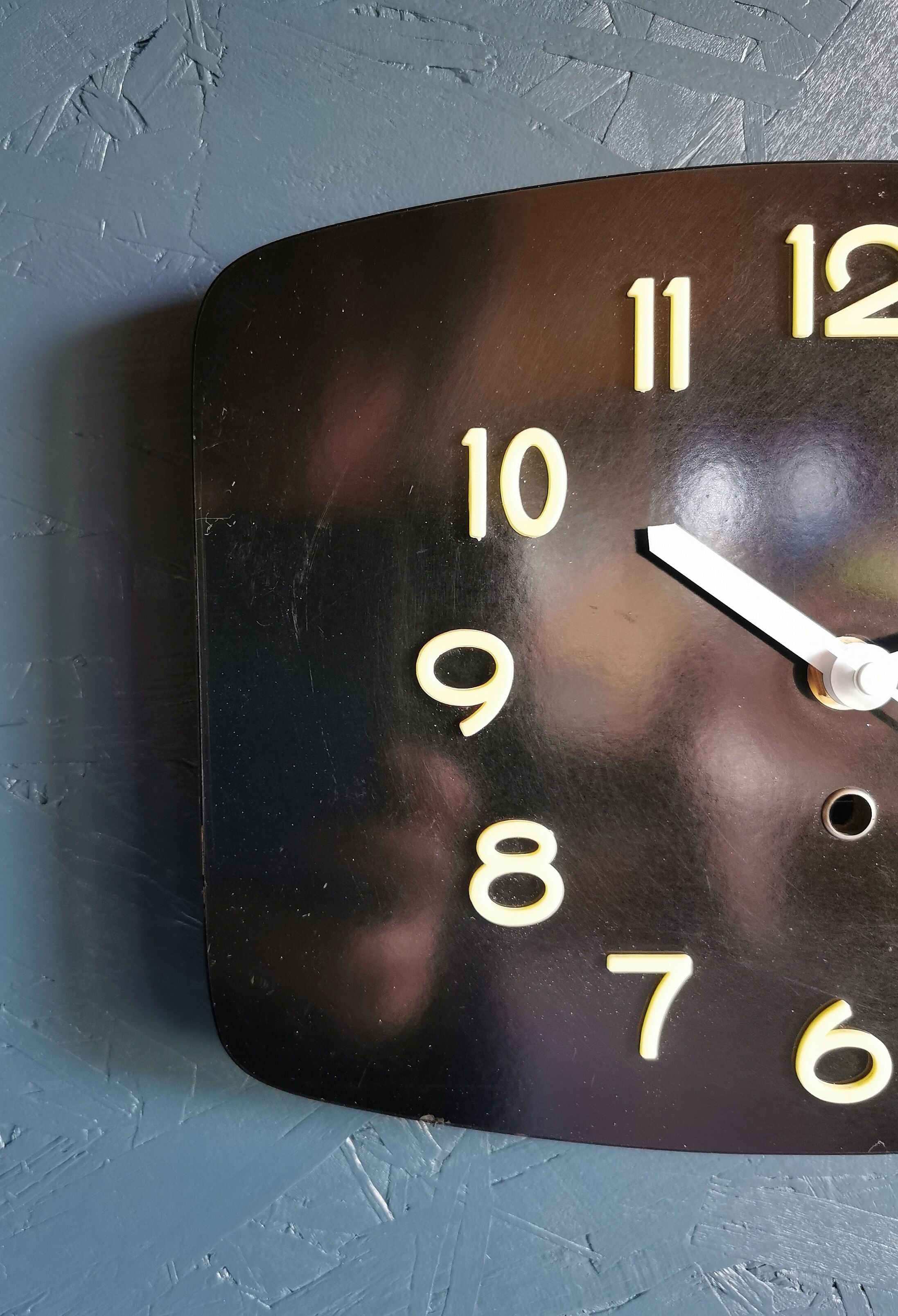 Rectangular vintage formica wall pendulum clock "Phosphorescent black"