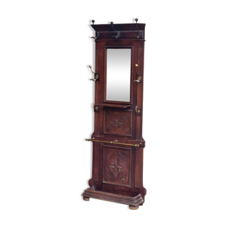 Wooden entrance cloakroom 1900