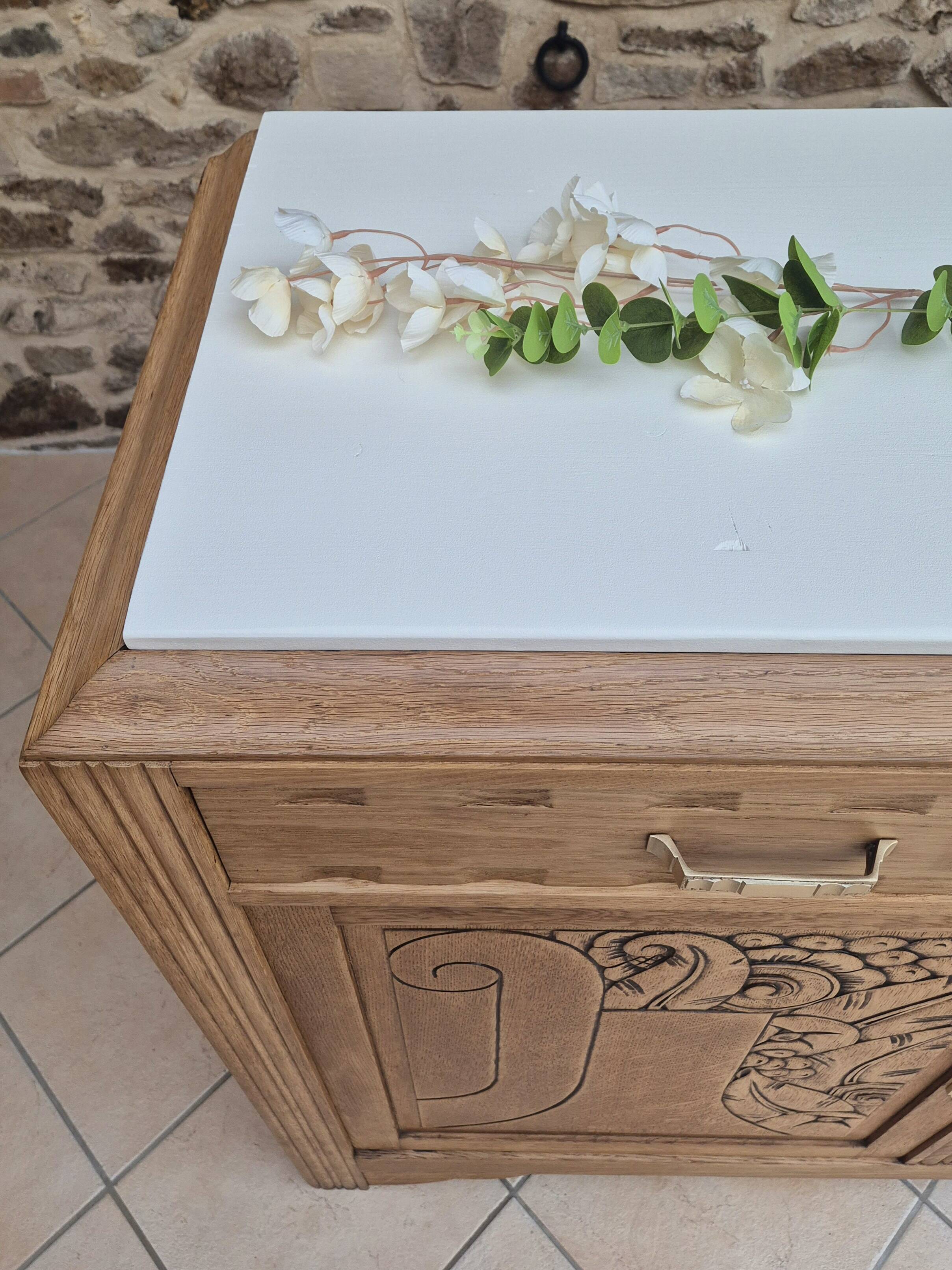 Buffet parisien art déco
