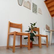 Set of 2 vintage chairs in solid elm and rush in the style of Regain/Asserbo.