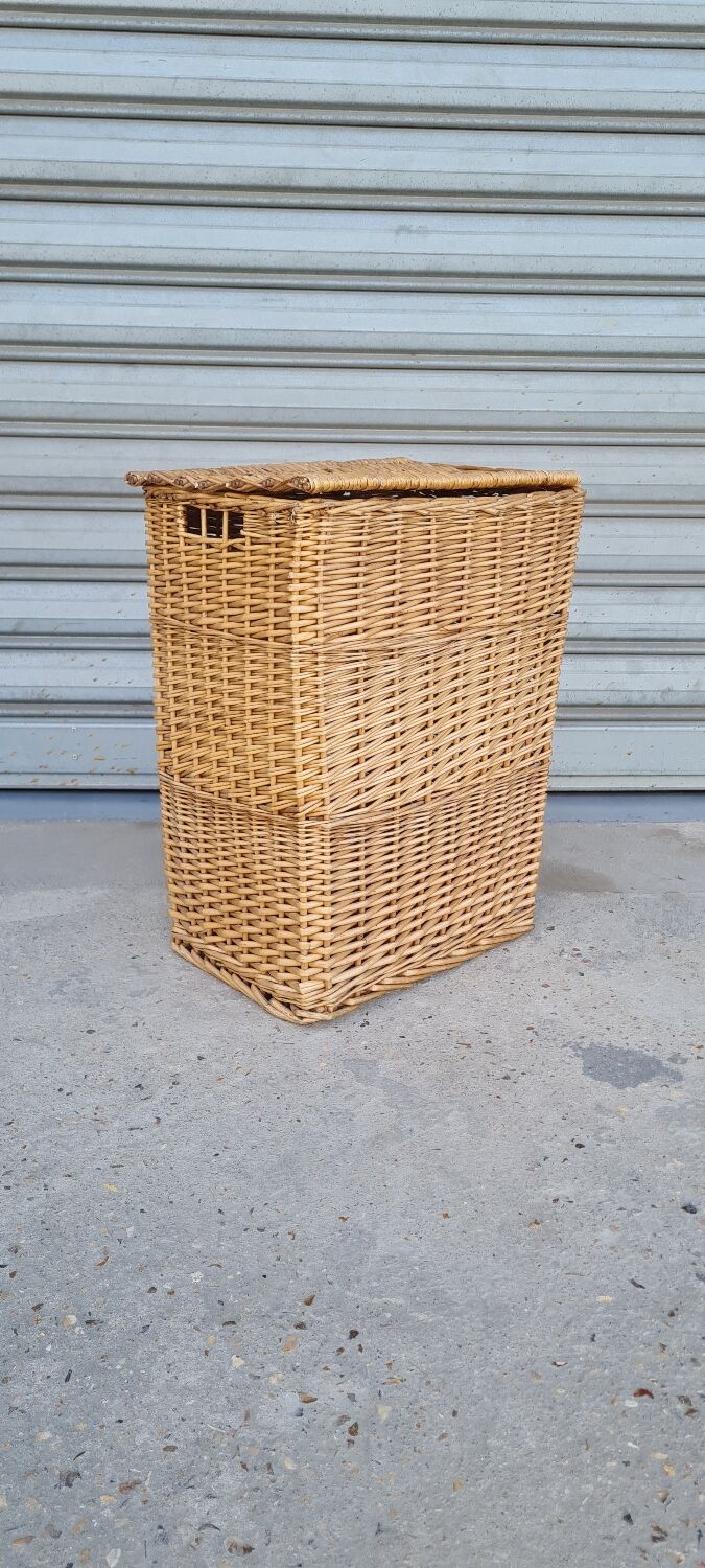 Vintage wicker basket